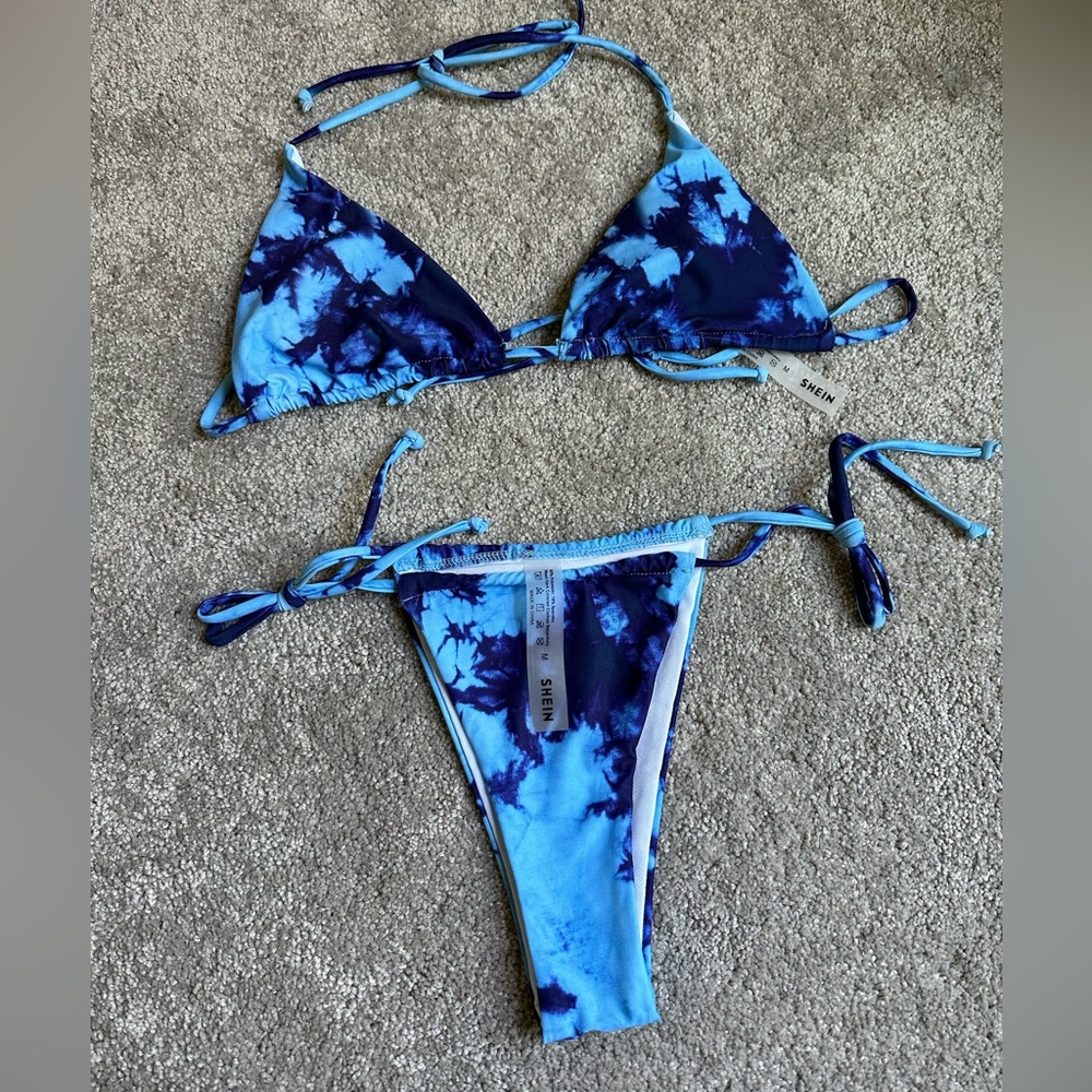 Swim suit